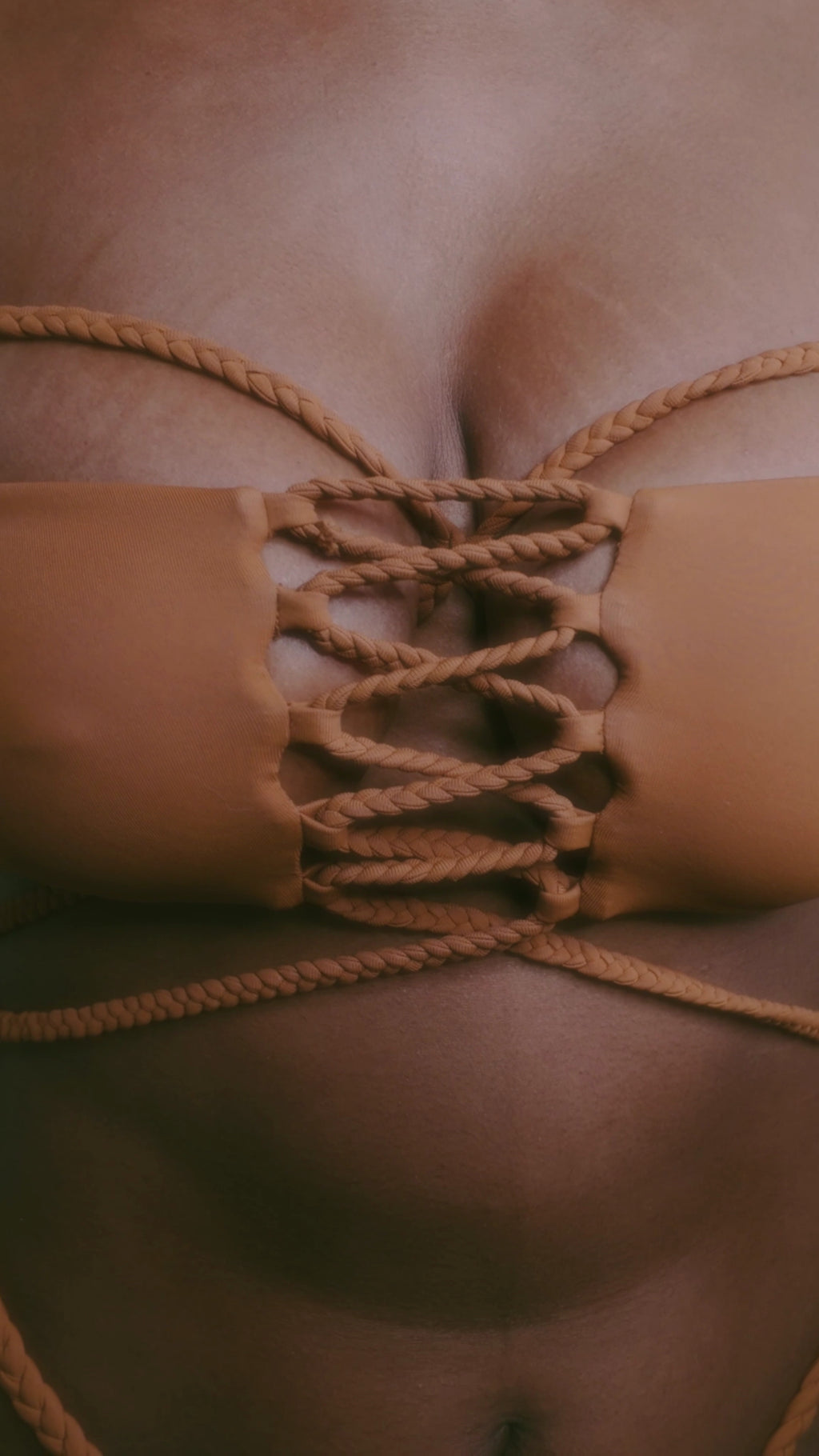 TIE YUH - TOP